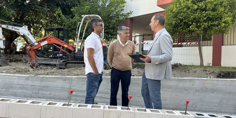 El Ayuntamiento ejecuta la regeneración de calle Coclé en San Pedro Alcántara para mejorar la accesibilidad en un entorno de casi 3.000 metros cuadrados